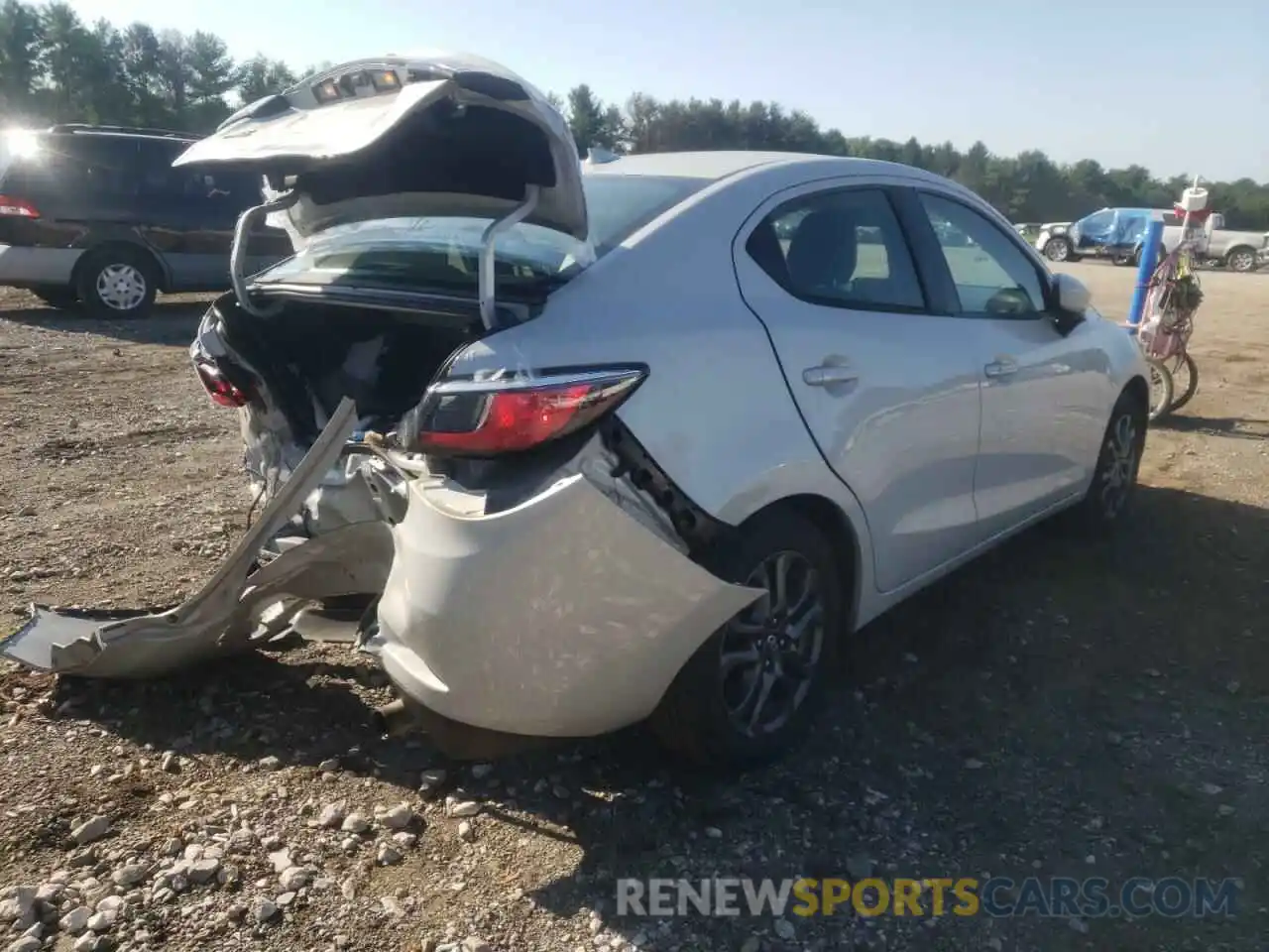 4 Photograph of a damaged car 3MYDLBYVXKY503162 TOYOTA YARIS 2019