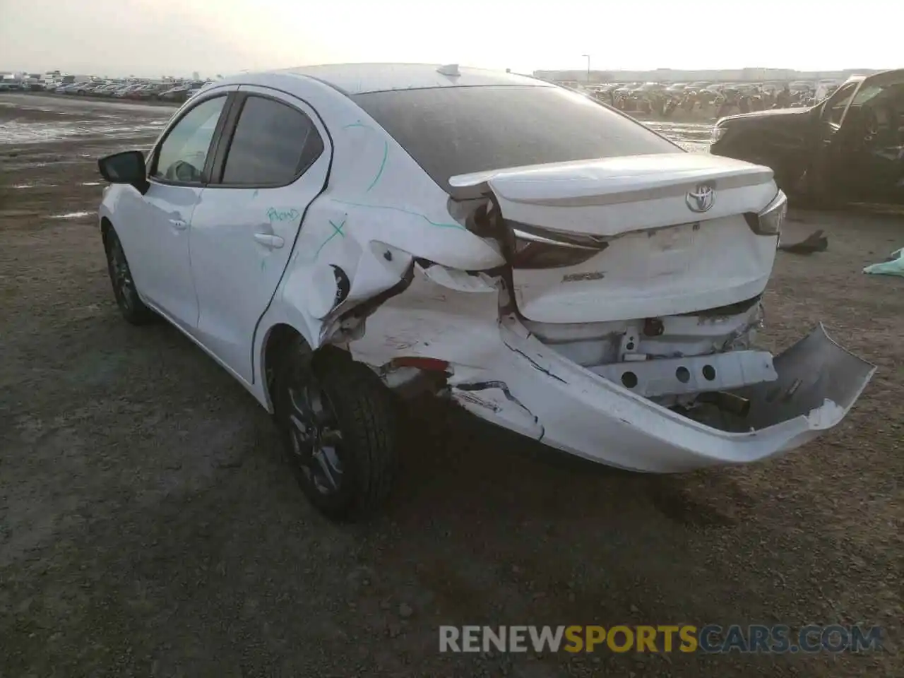 3 Photograph of a damaged car 3MYDLBYVXKY503243 TOYOTA YARIS 2019