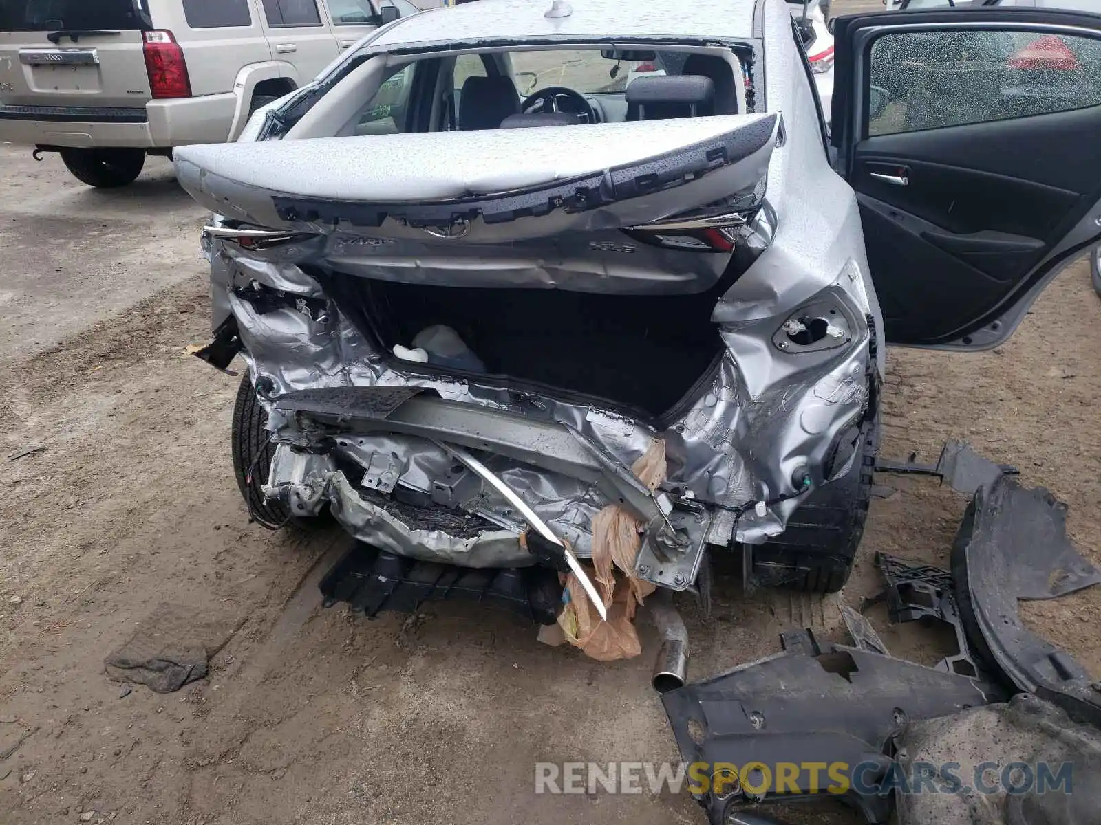 9 Photograph of a damaged car 3MYDLBYVXKY504215 TOYOTA YARIS 2019