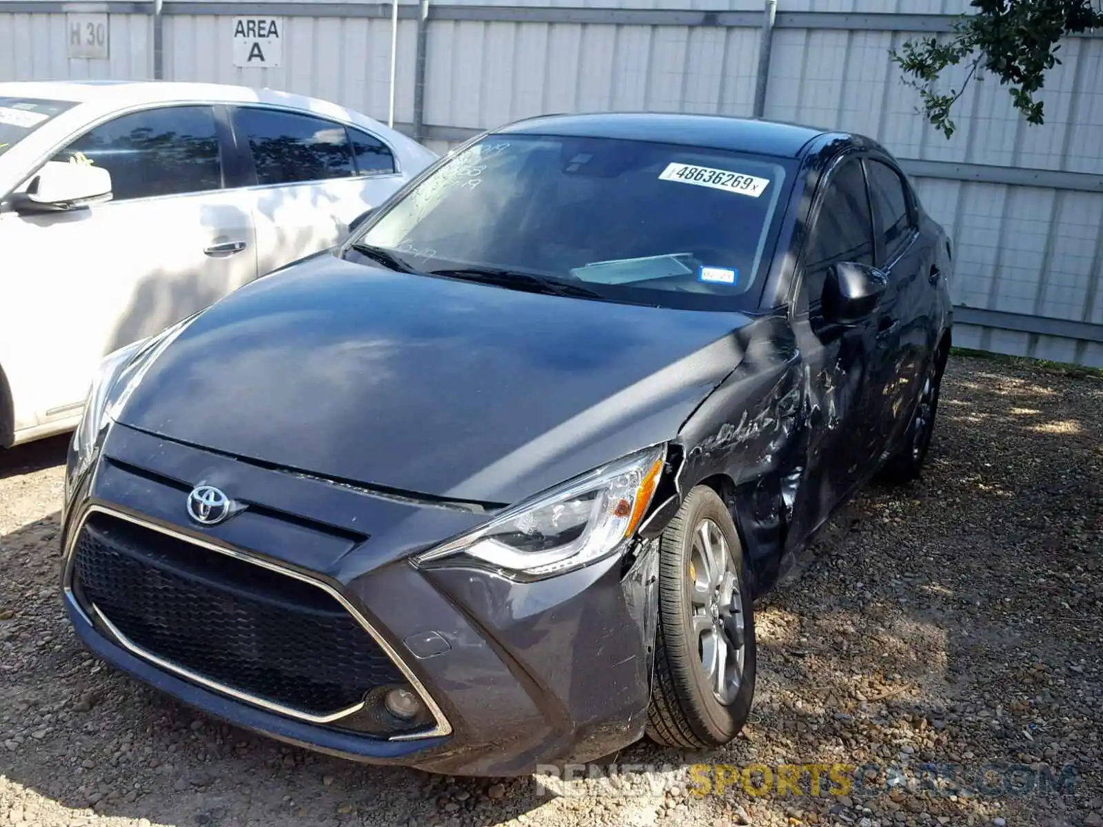 2 Photograph of a damaged car 3MYDLBYVXKY504358 TOYOTA YARIS 2019