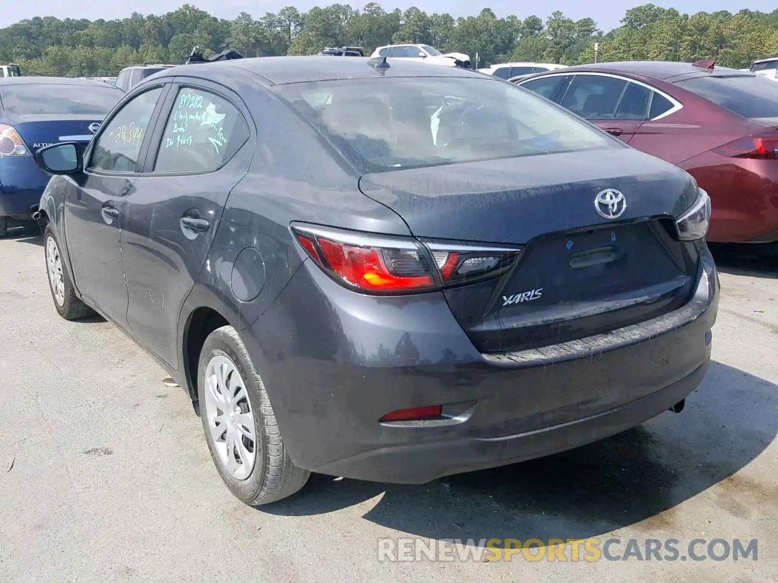 3 Photograph of a damaged car 3MYDLBYVXKY504554 TOYOTA YARIS 2019