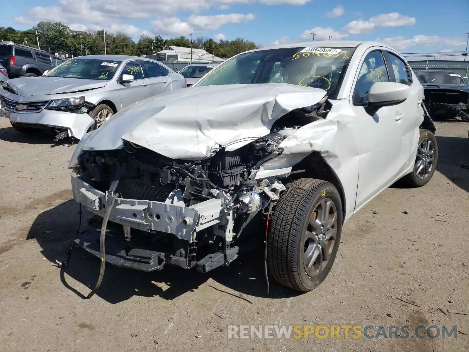 9 Photograph of a damaged car 3MYDLBYVXKY504652 TOYOTA YARIS 2019