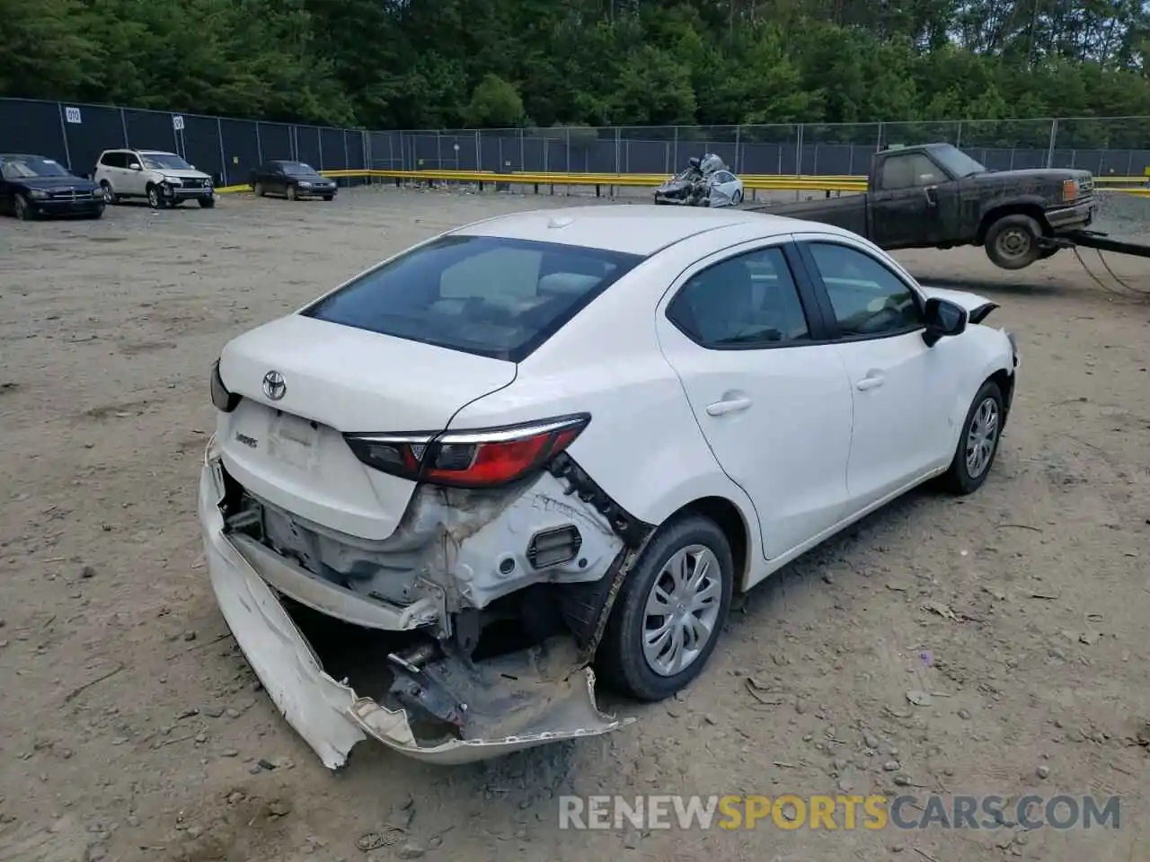 4 Photograph of a damaged car 3MYDLBYVXKY505073 TOYOTA YARIS 2019