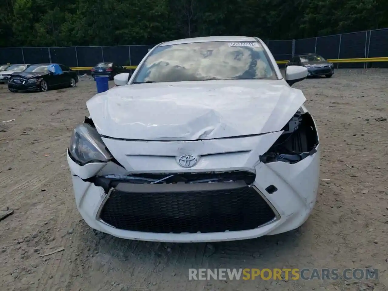 9 Photograph of a damaged car 3MYDLBYVXKY505073 TOYOTA YARIS 2019