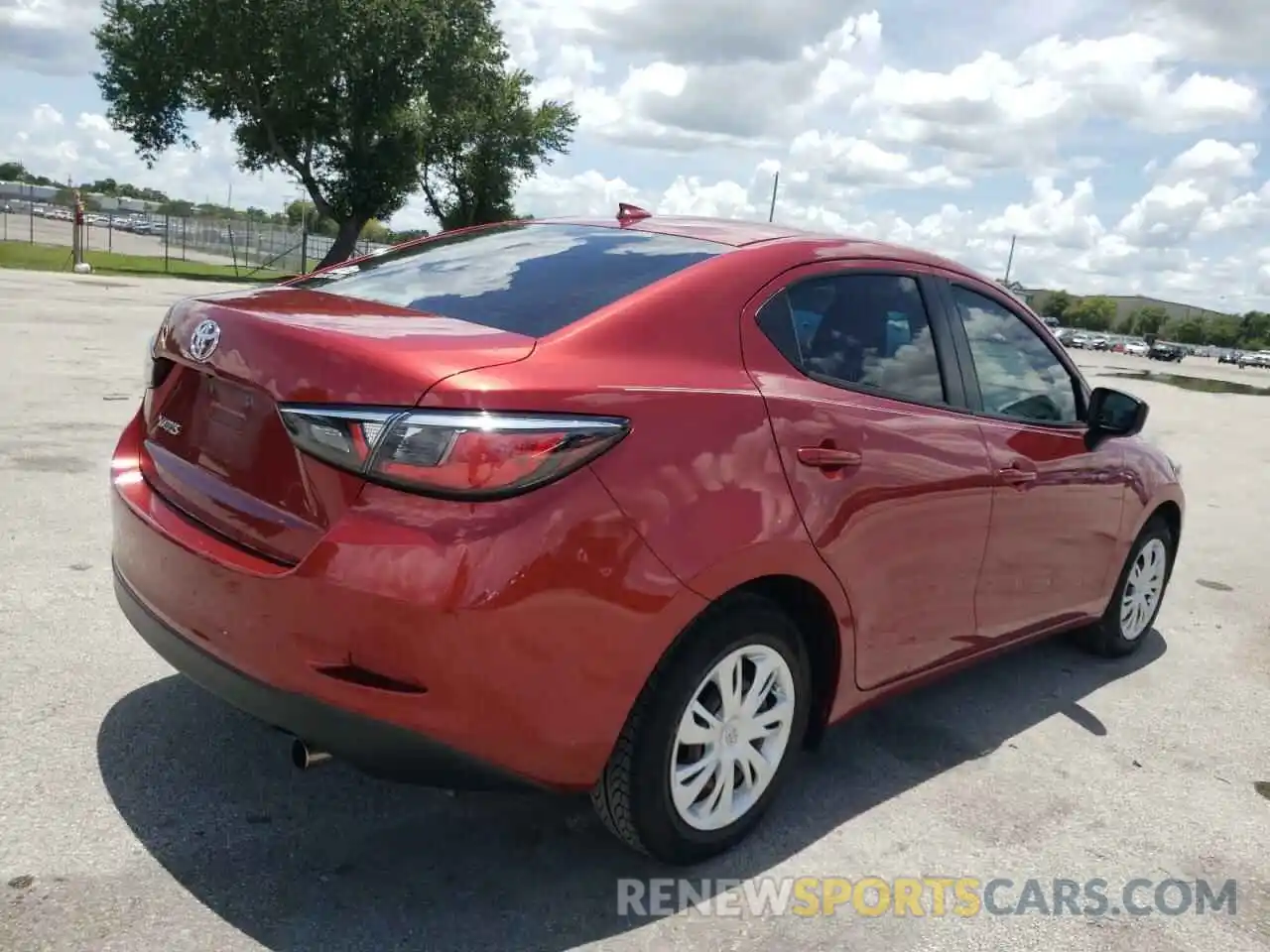 4 Photograph of a damaged car 3MYDLBYVXKY507468 TOYOTA YARIS 2019