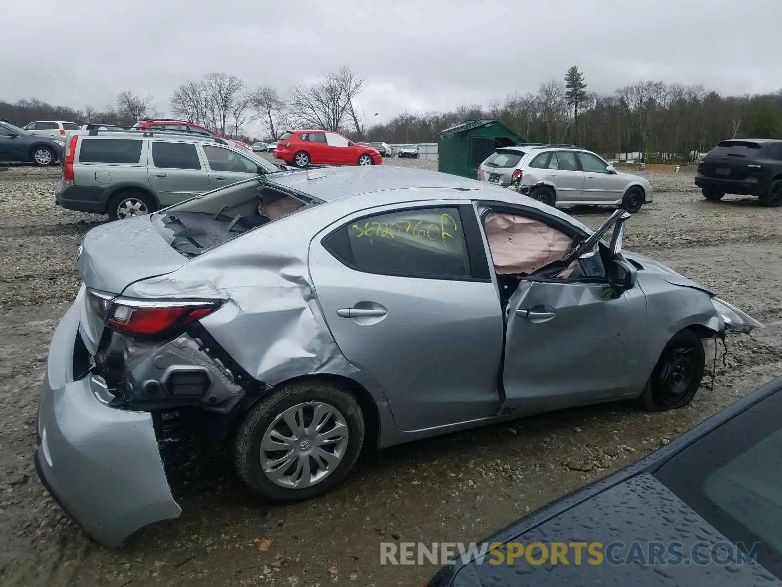 9 Photograph of a damaged car 3MYDLBYVXKY508555 TOYOTA YARIS 2019