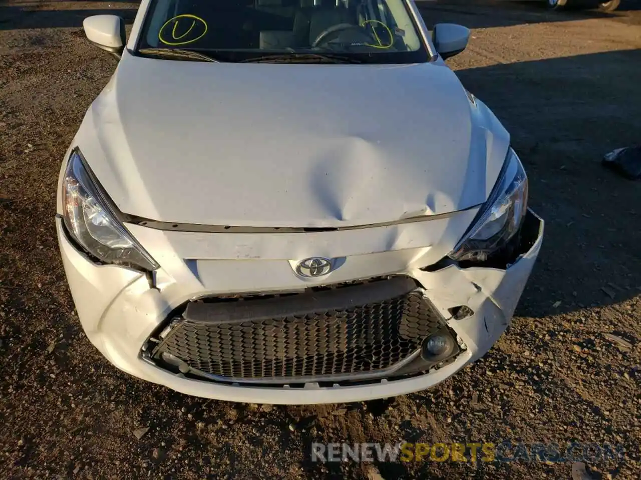 9 Photograph of a damaged car 3MYDLBYVXKY510970 TOYOTA YARIS 2019