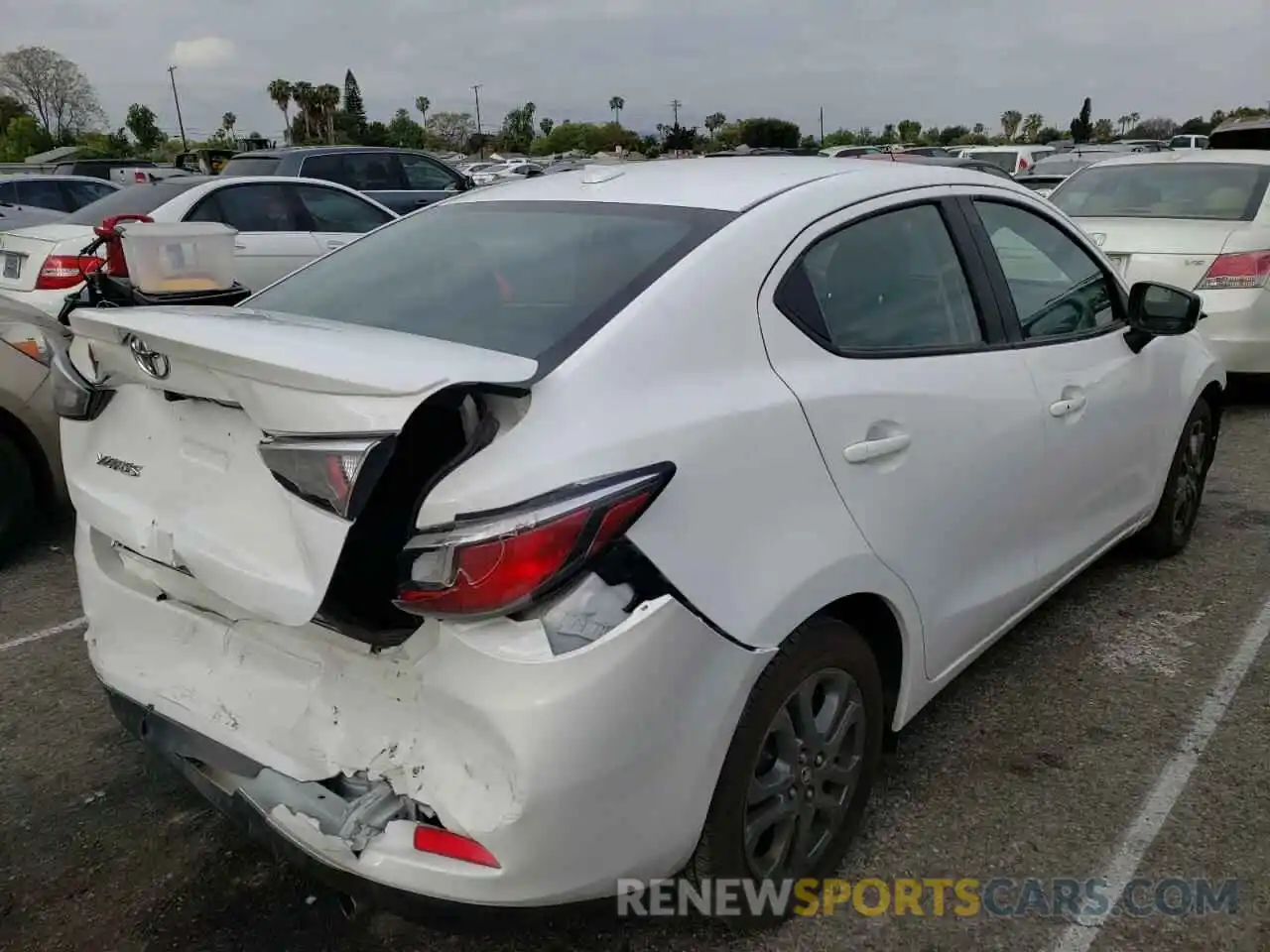 4 Photograph of a damaged car 3MYDLBYVXKY511584 TOYOTA YARIS 2019