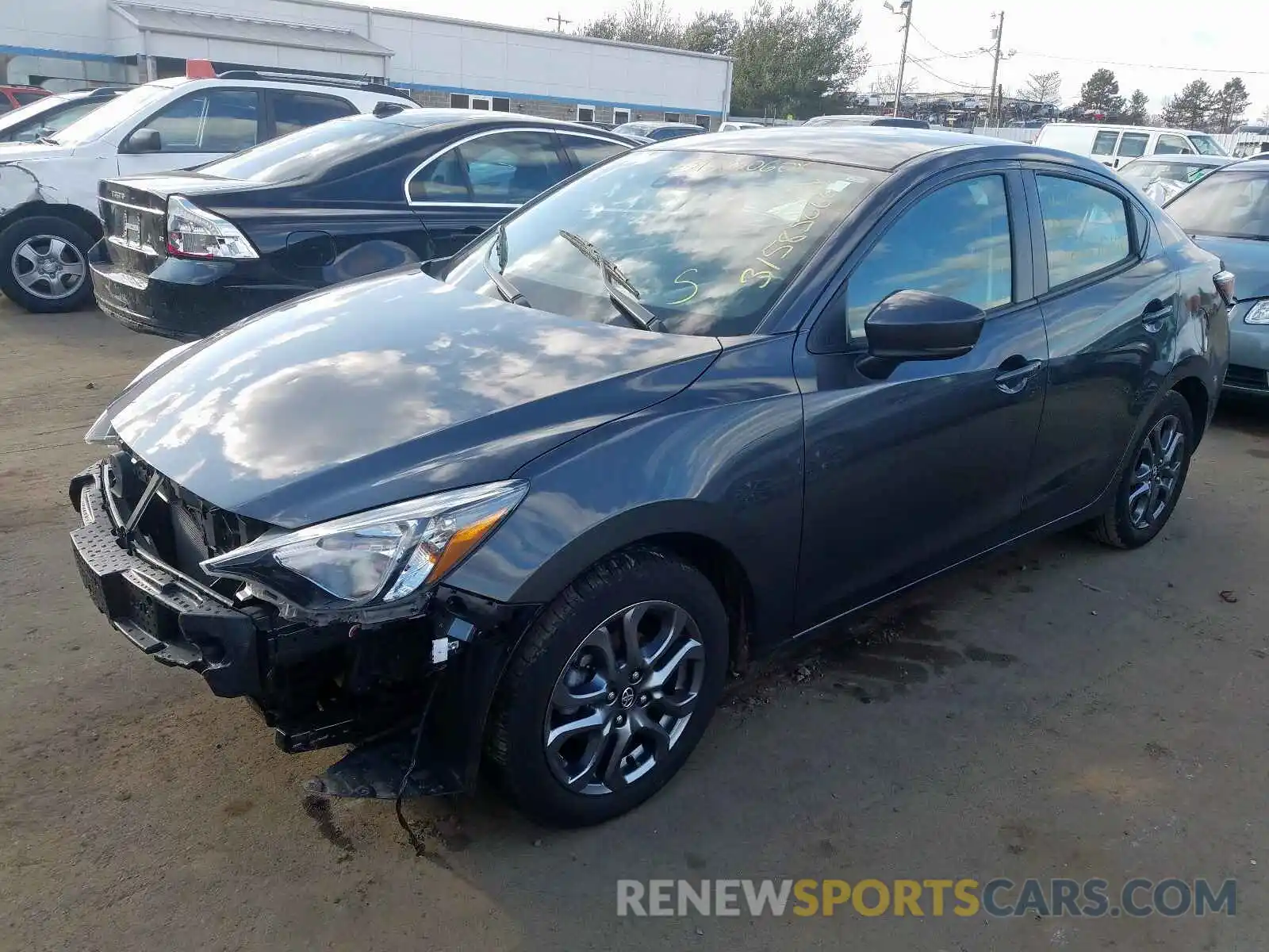 2 Photograph of a damaged car 3MYDLBYVXKY511987 TOYOTA YARIS 2019