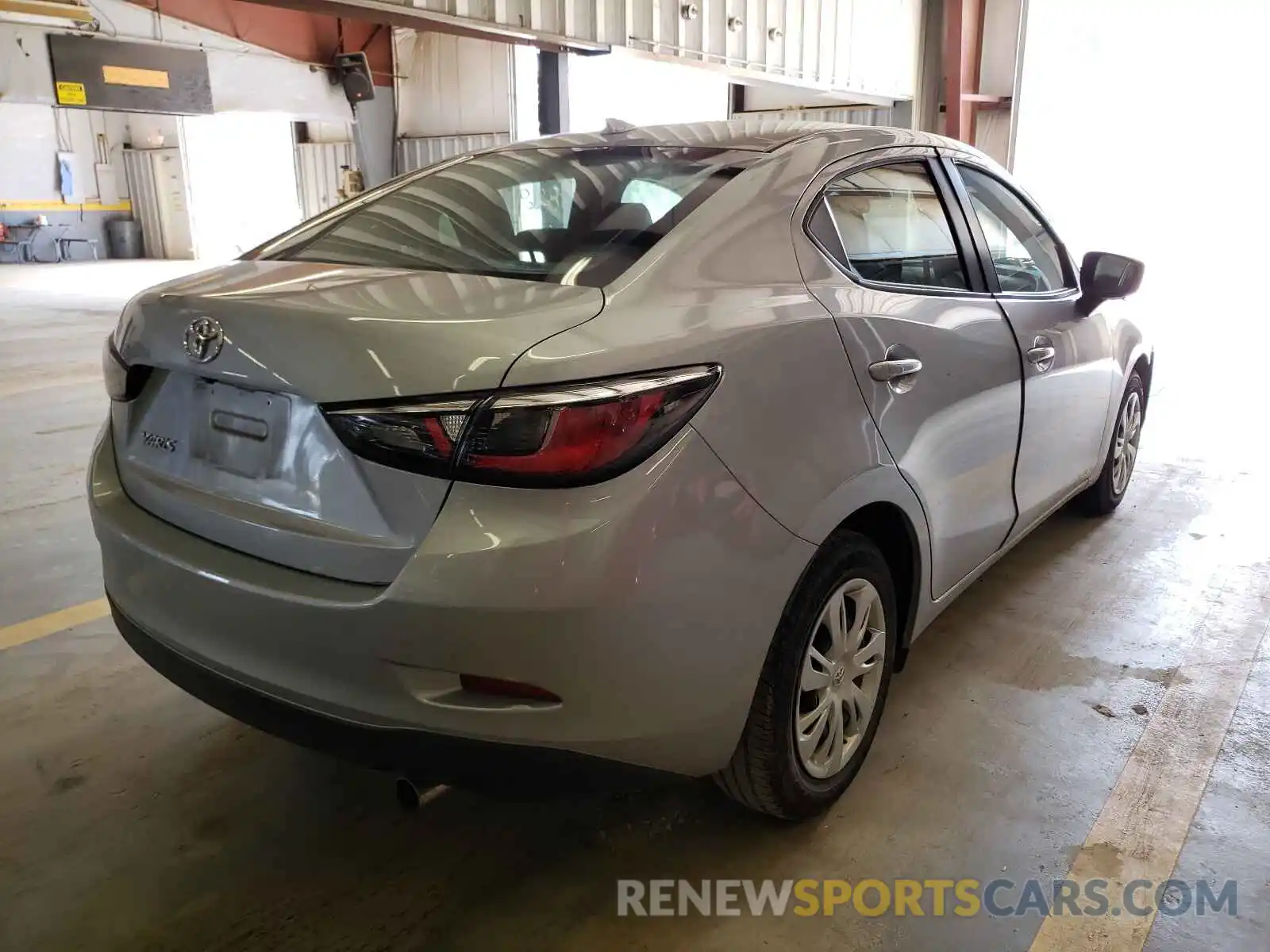 4 Photograph of a damaged car 3MYDLBYVXKY513528 TOYOTA YARIS 2019