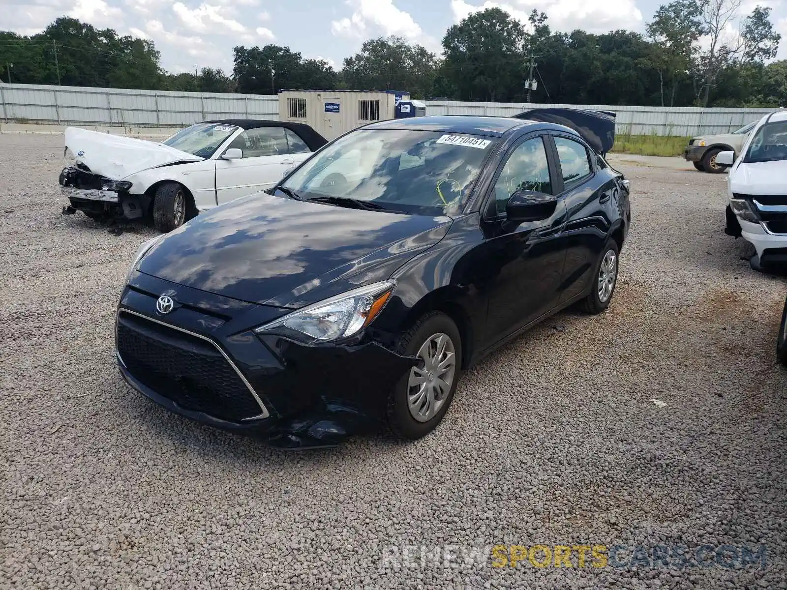 2 Photograph of a damaged car 3MYDLBYVXKY513903 TOYOTA YARIS 2019