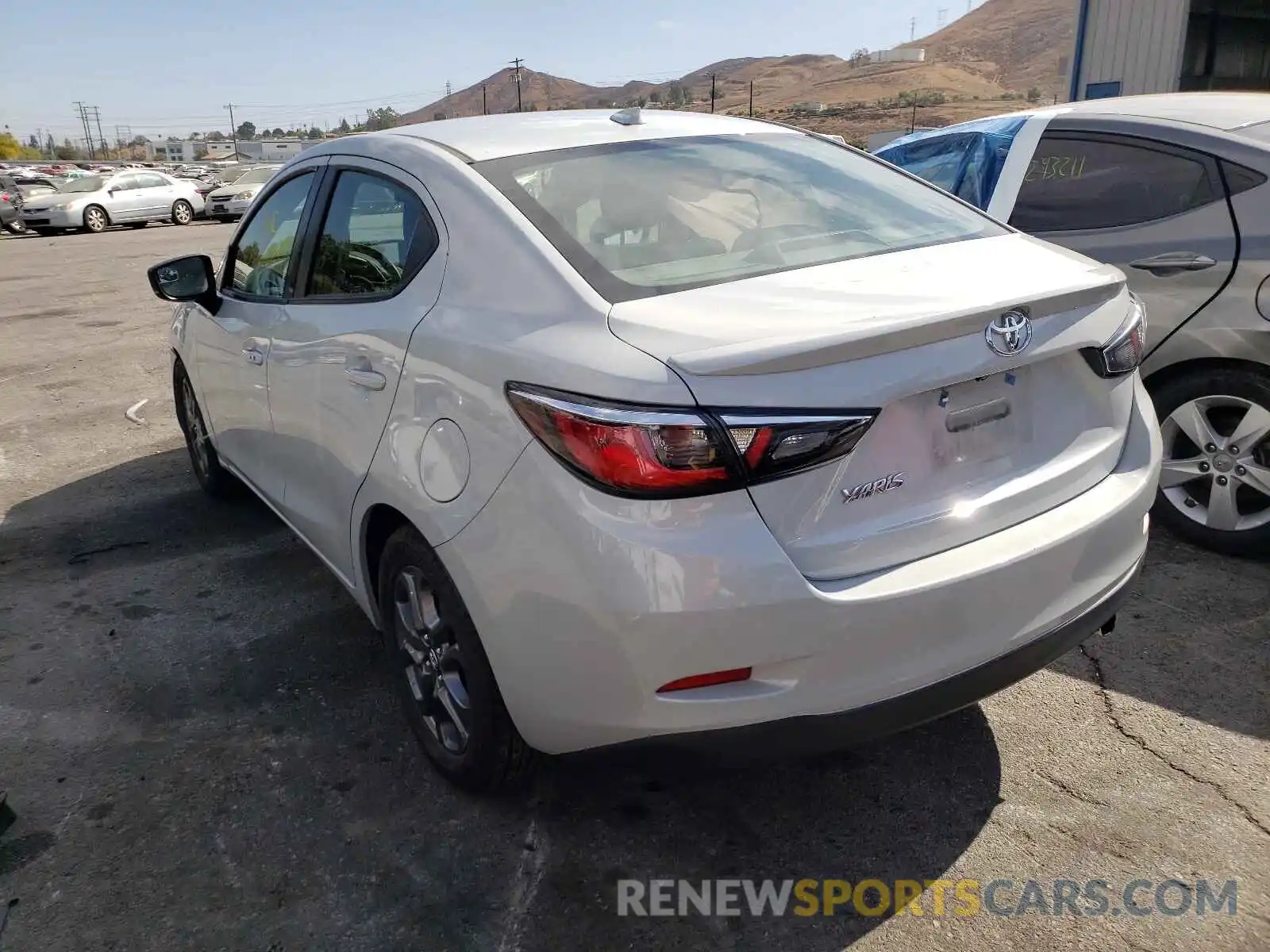 3 Photograph of a damaged car 3MYDLBYVXKY514498 TOYOTA YARIS 2019