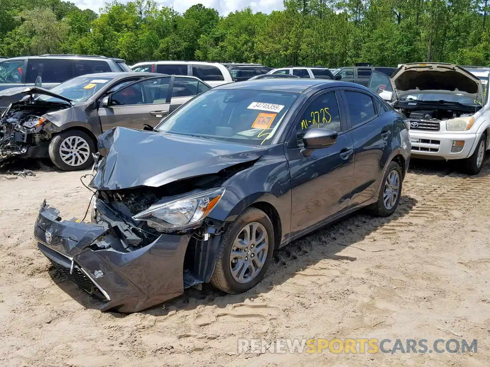 2 Фотография поврежденного автомобиля 3MYDLBYVXKY514727 TOYOTA YARIS 2019