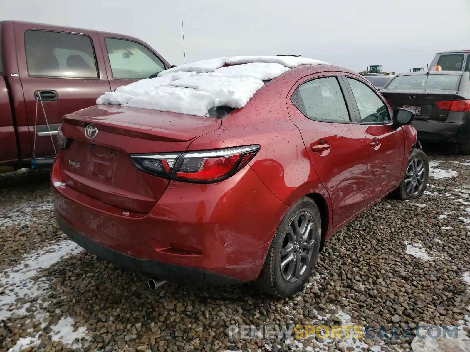 4 Фотография поврежденного автомобиля 3MYDLBYVXKY515358 TOYOTA YARIS 2019