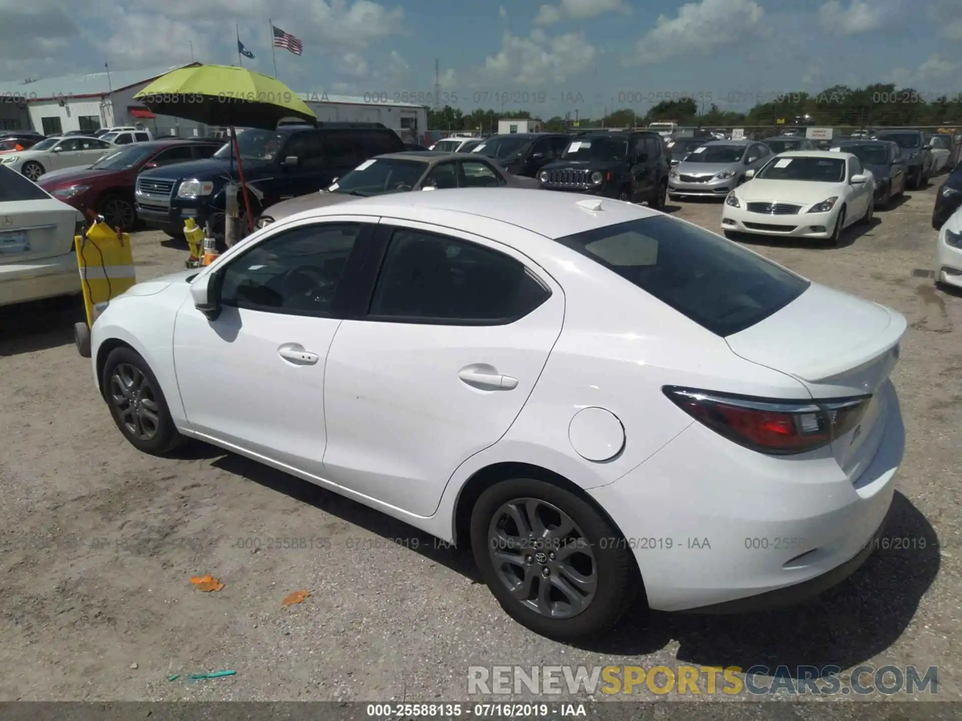 3 Photograph of a damaged car 3MYDLBYVXKY517076 TOYOTA YARIS 2019