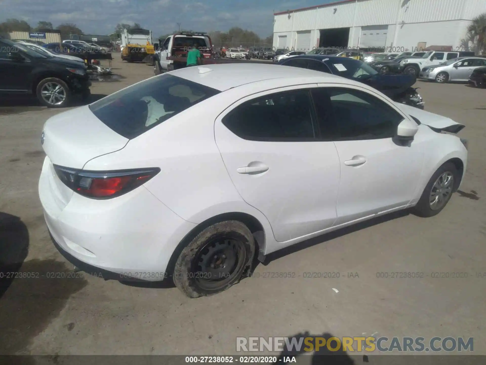 4 Фотография поврежденного автомобиля 3MYDLBYVXKY518695 TOYOTA YARIS 2019