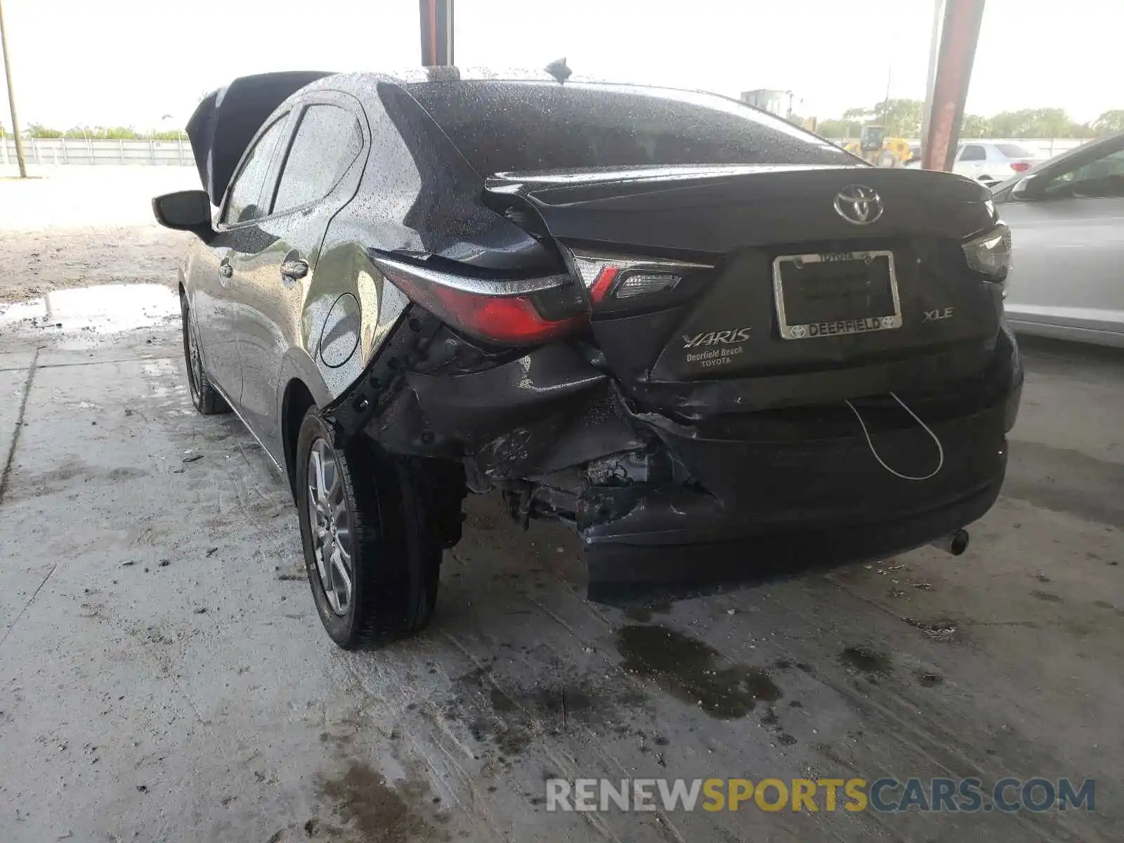 9 Photograph of a damaged car 3MYDLBYVXKY518874 TOYOTA YARIS 2019