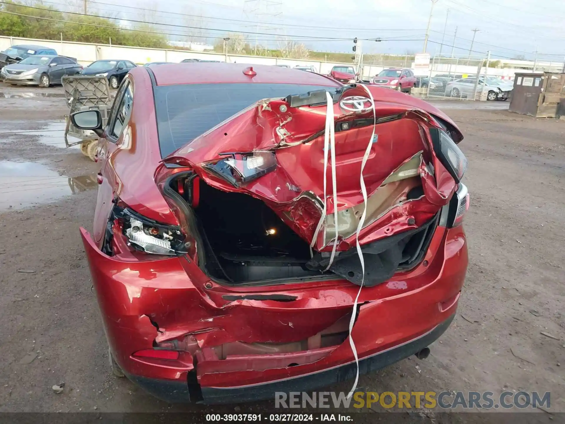 6 Photograph of a damaged car 3MYDLBYVXKY520401 TOYOTA YARIS 2019