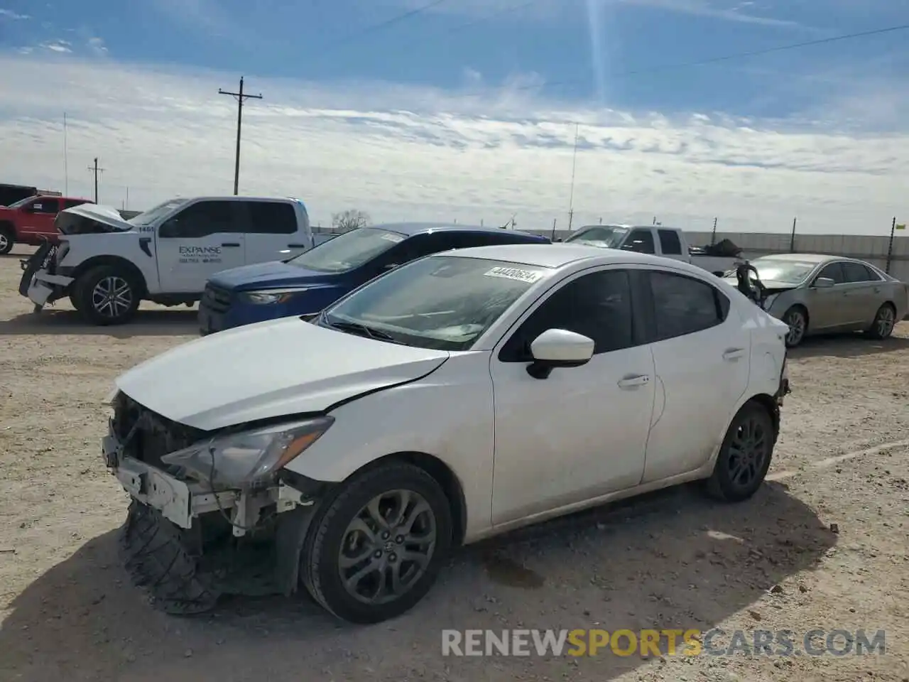 1 Photograph of a damaged car 3MYDLBYVXKY521421 TOYOTA YARIS 2019