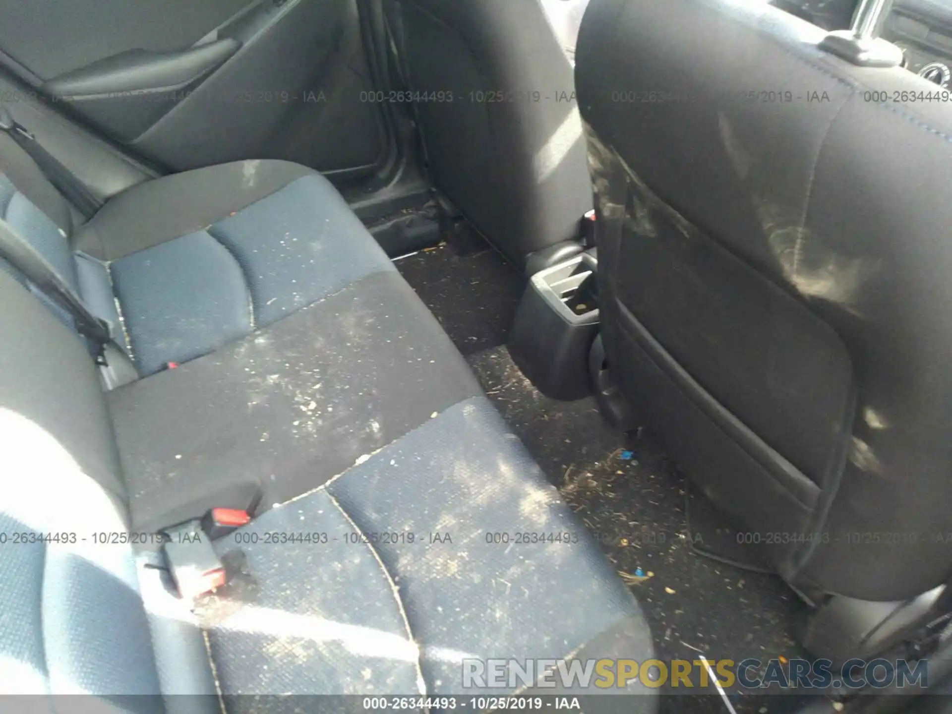 8 Photograph of a damaged car 3MYDLBYVXKY521645 TOYOTA YARIS 2019