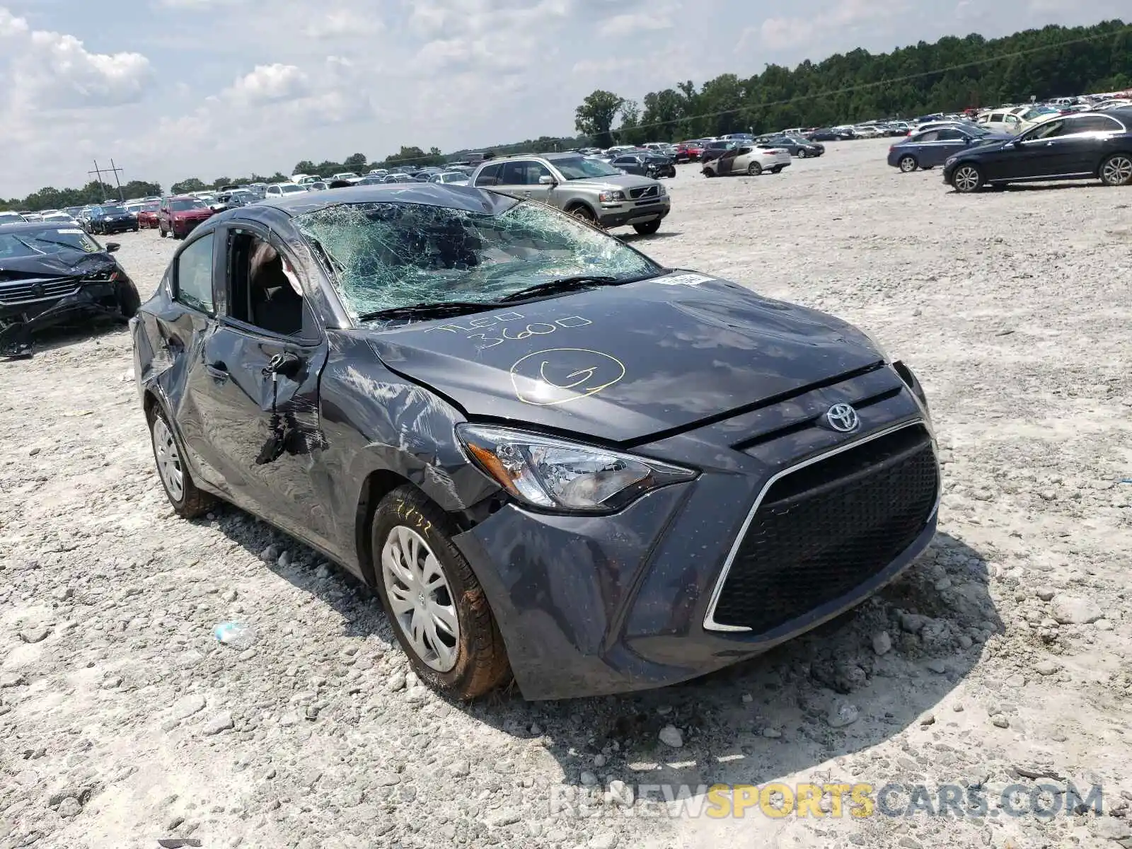 1 Photograph of a damaged car 3MYDLBYVXKY522326 TOYOTA YARIS 2019