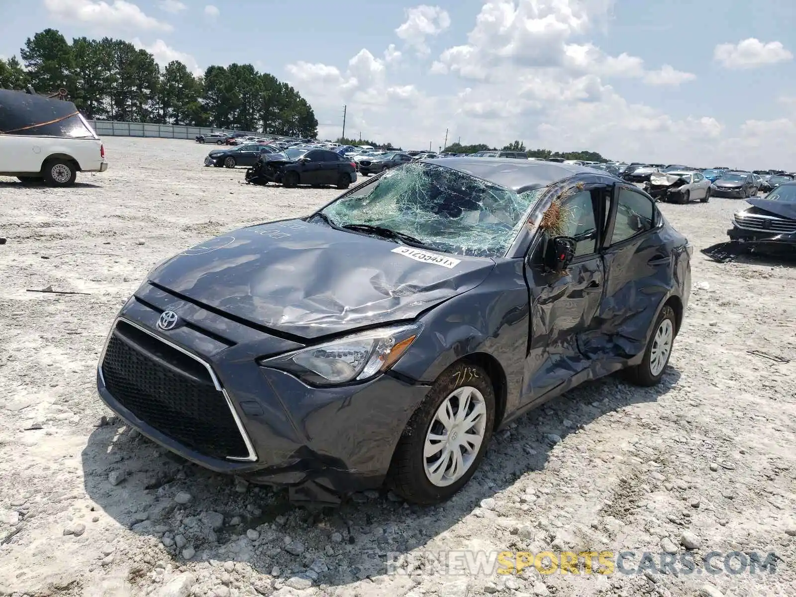 2 Photograph of a damaged car 3MYDLBYVXKY522326 TOYOTA YARIS 2019