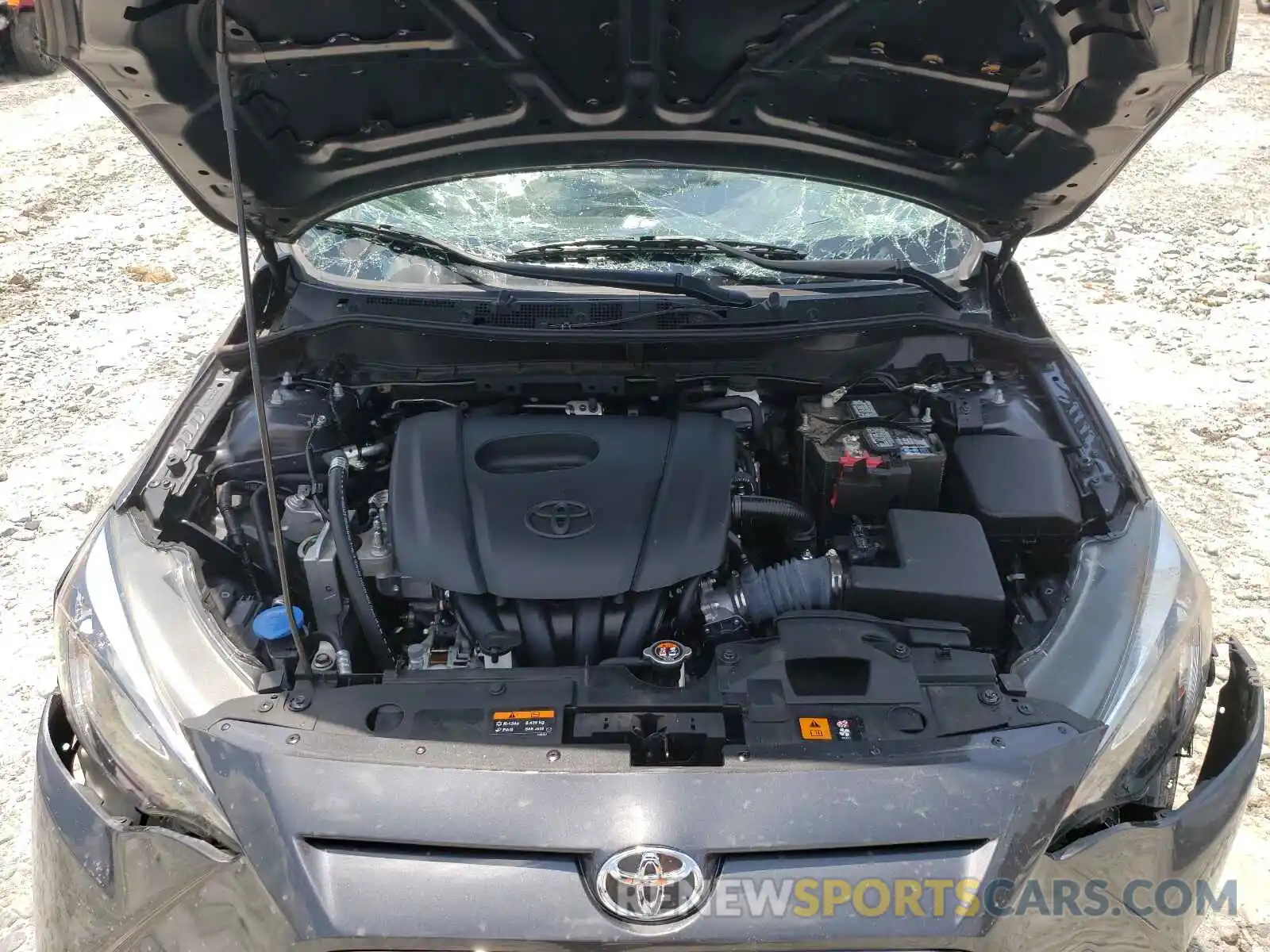 7 Photograph of a damaged car 3MYDLBYVXKY522326 TOYOTA YARIS 2019