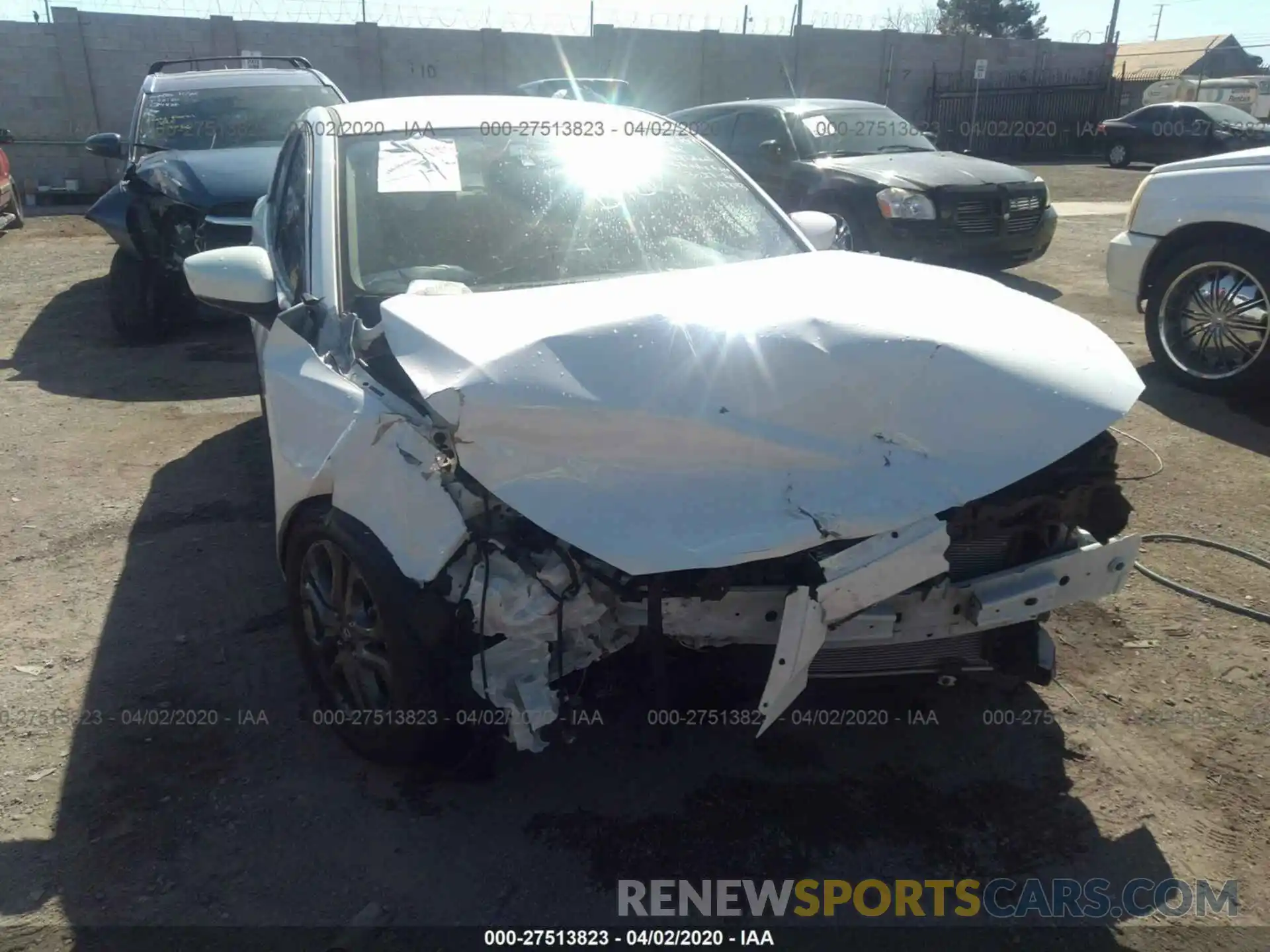 6 Photograph of a damaged car 3MYDLBYVXKY522374 TOYOTA YARIS 2019