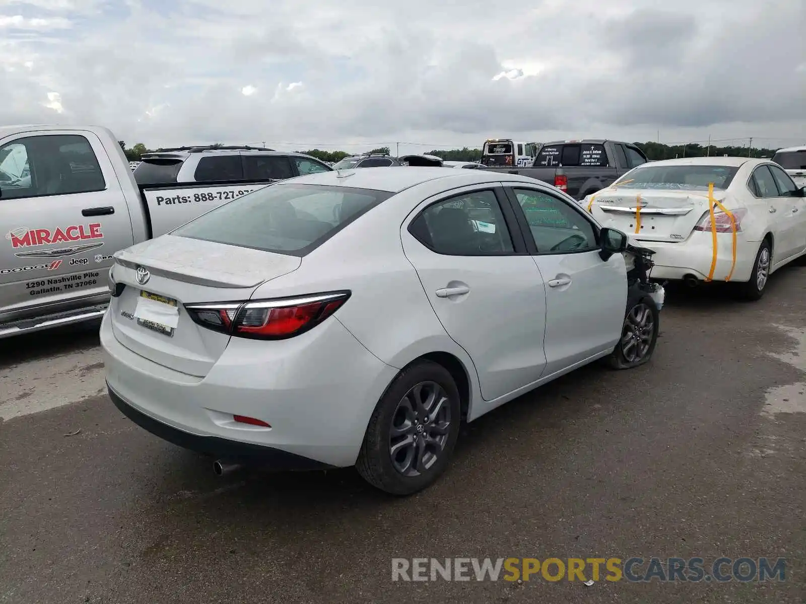 4 Photograph of a damaged car 3MYDLBYVXKY524237 TOYOTA YARIS 2019