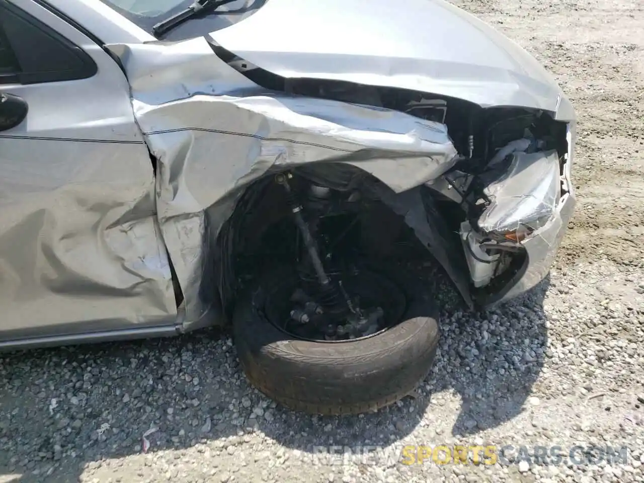 8 Photograph of a damaged car 3MYDLBYVXKY524612 TOYOTA YARIS 2019