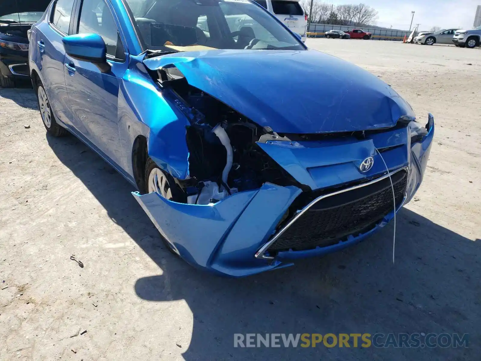 9 Photograph of a damaged car 3MYDLBYVXKY524979 TOYOTA YARIS 2019