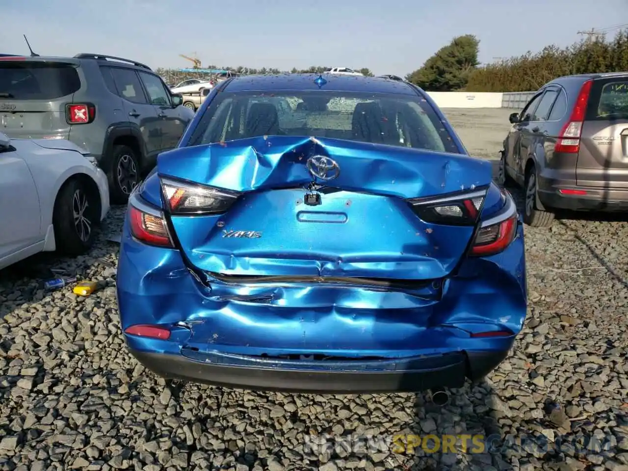 9 Photograph of a damaged car 3MYDLBYVXKY525422 TOYOTA YARIS 2019