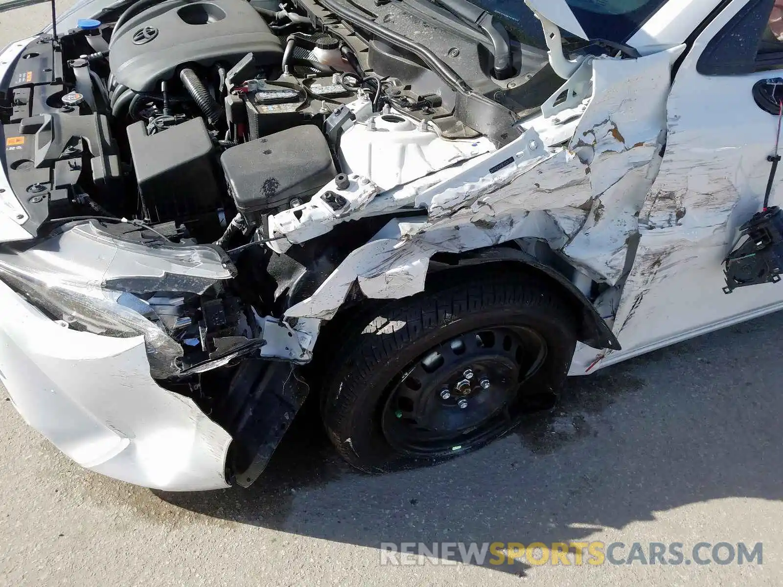 10 Photograph of a damaged car 3MYDLBYVXKY526313 TOYOTA YARIS 2019