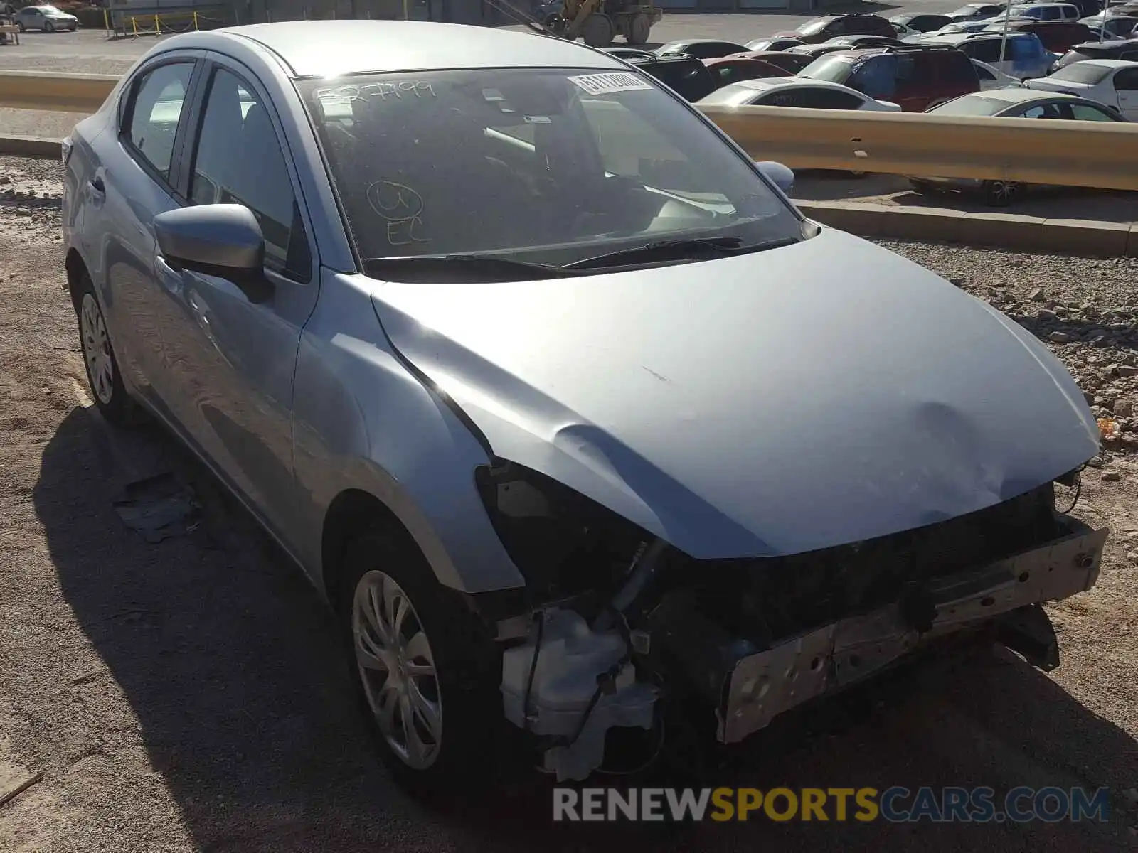 1 Photograph of a damaged car 3MYDLBYVXKY527199 TOYOTA YARIS 2019