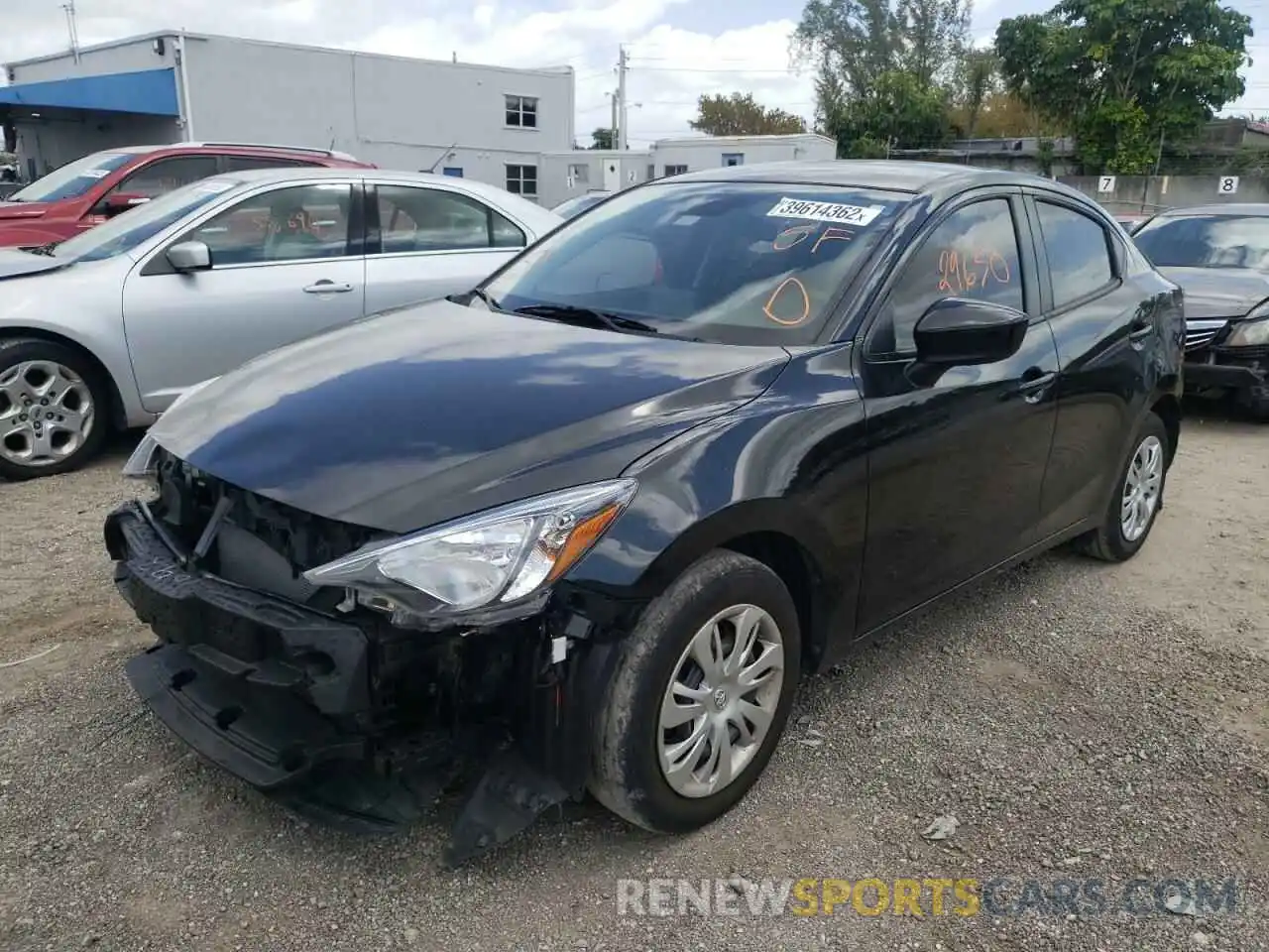 2 Photograph of a damaged car 3MYDLBYVXKY528112 TOYOTA YARIS 2019