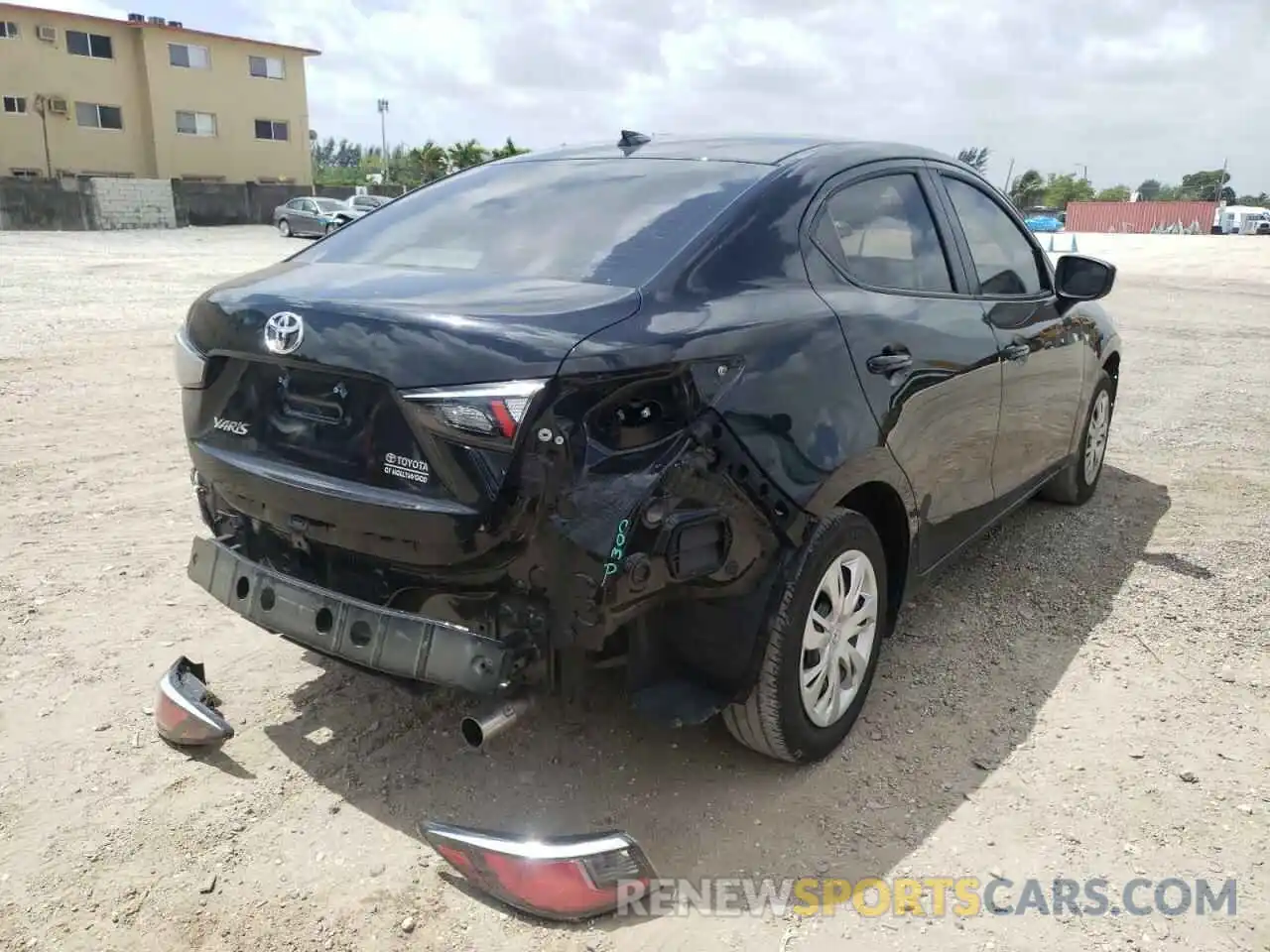 4 Photograph of a damaged car 3MYDLBYVXKY528112 TOYOTA YARIS 2019