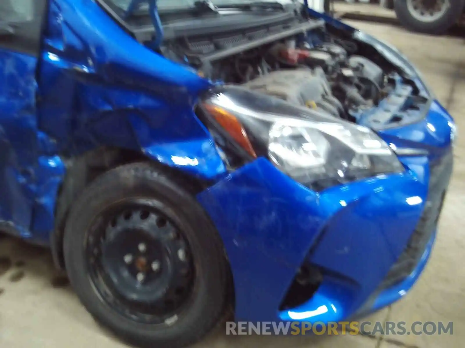 9 Photograph of a damaged car VNKKTUD32KA102190 TOYOTA YARIS 2019