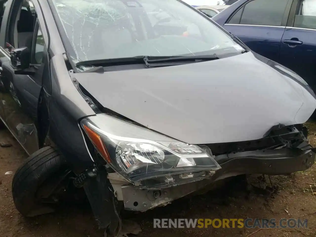 9 Photograph of a damaged car VNKKTUD32KA103405 TOYOTA YARIS 2019