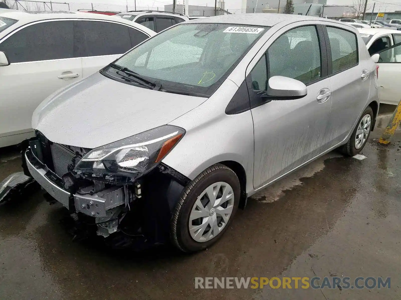 2 Фотография поврежденного автомобиля VNKKTUD32KA105560 TOYOTA YARIS 2019