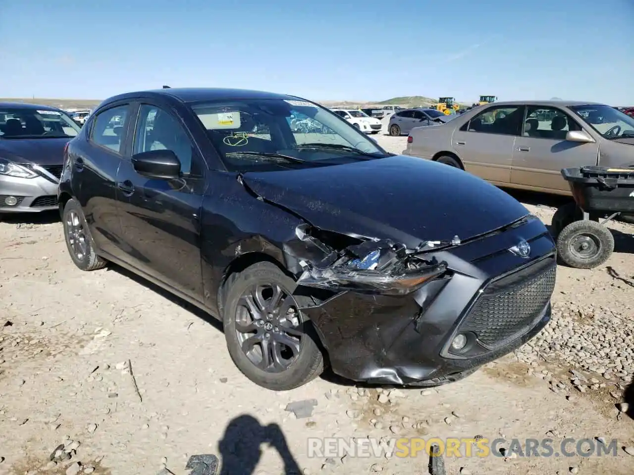 1 Photograph of a damaged car 3MYDLBJV0LY700255 TOYOTA YARIS 2020