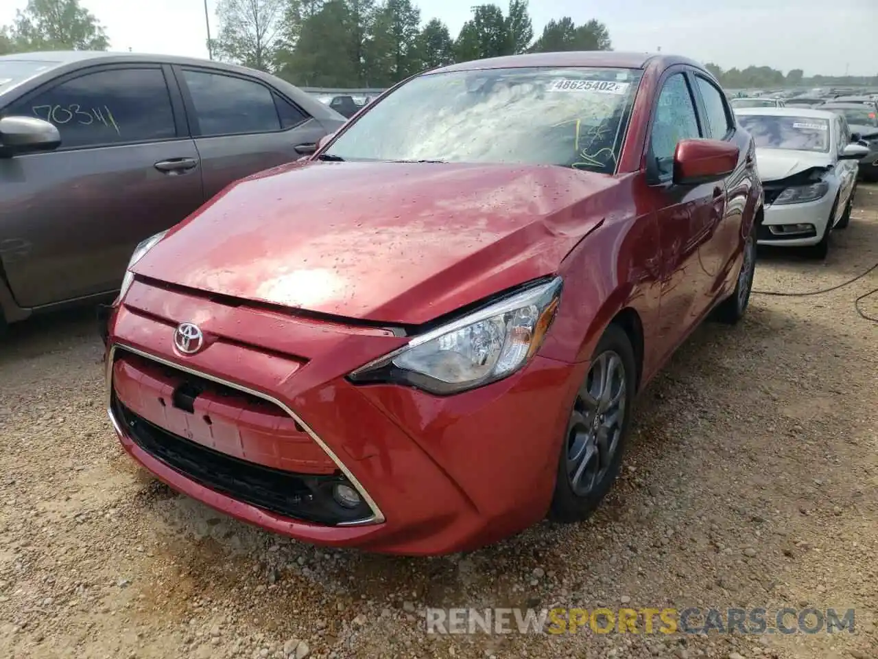 2 Photograph of a damaged car 3MYDLBJV0LY708839 TOYOTA YARIS 2020