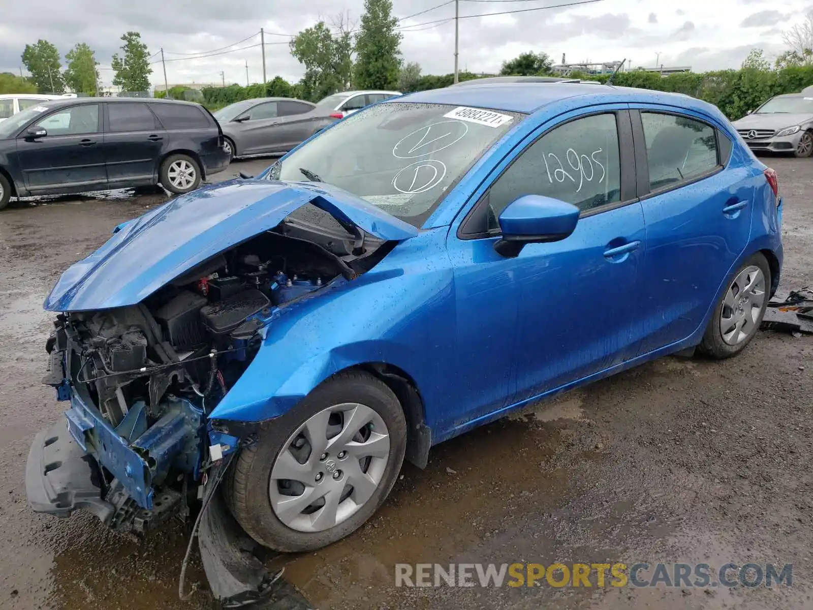 2 Photograph of a damaged car 3MYDLBJV0LY711952 TOYOTA YARIS 2020