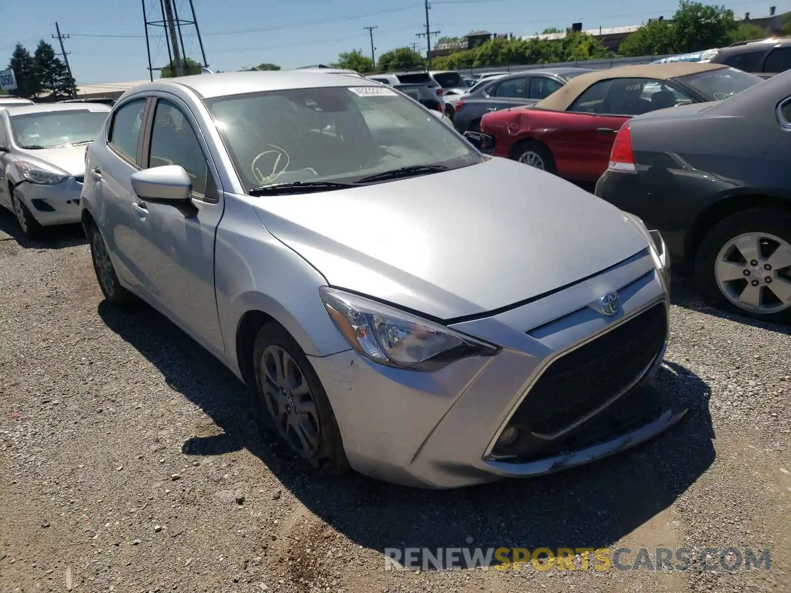 1 Photograph of a damaged car 3MYDLBJV0LY712938 TOYOTA YARIS 2020