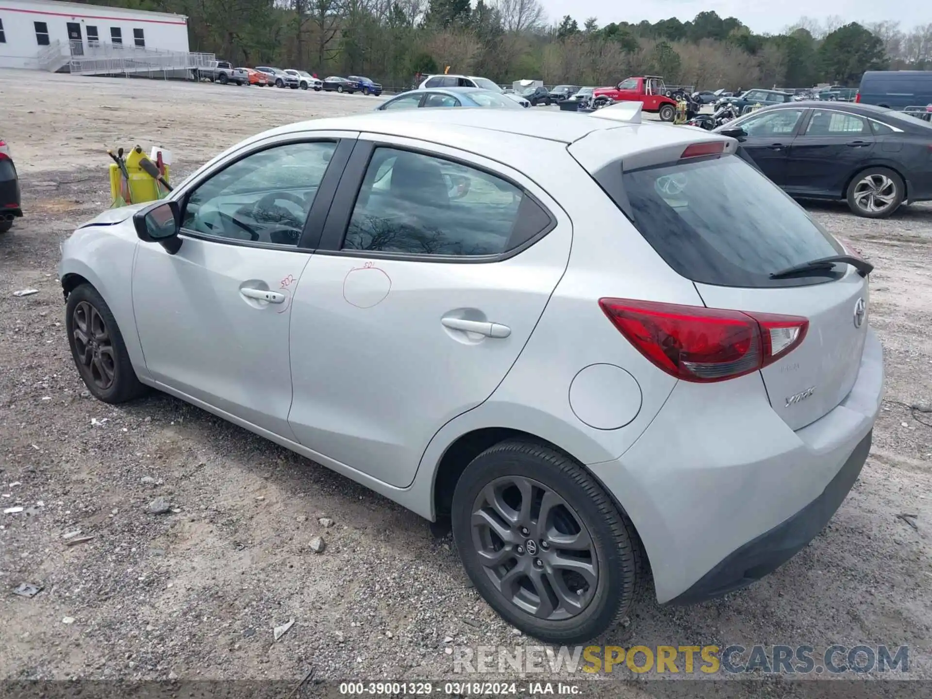 3 Photograph of a damaged car 3MYDLBJV1LY700202 TOYOTA YARIS 2020