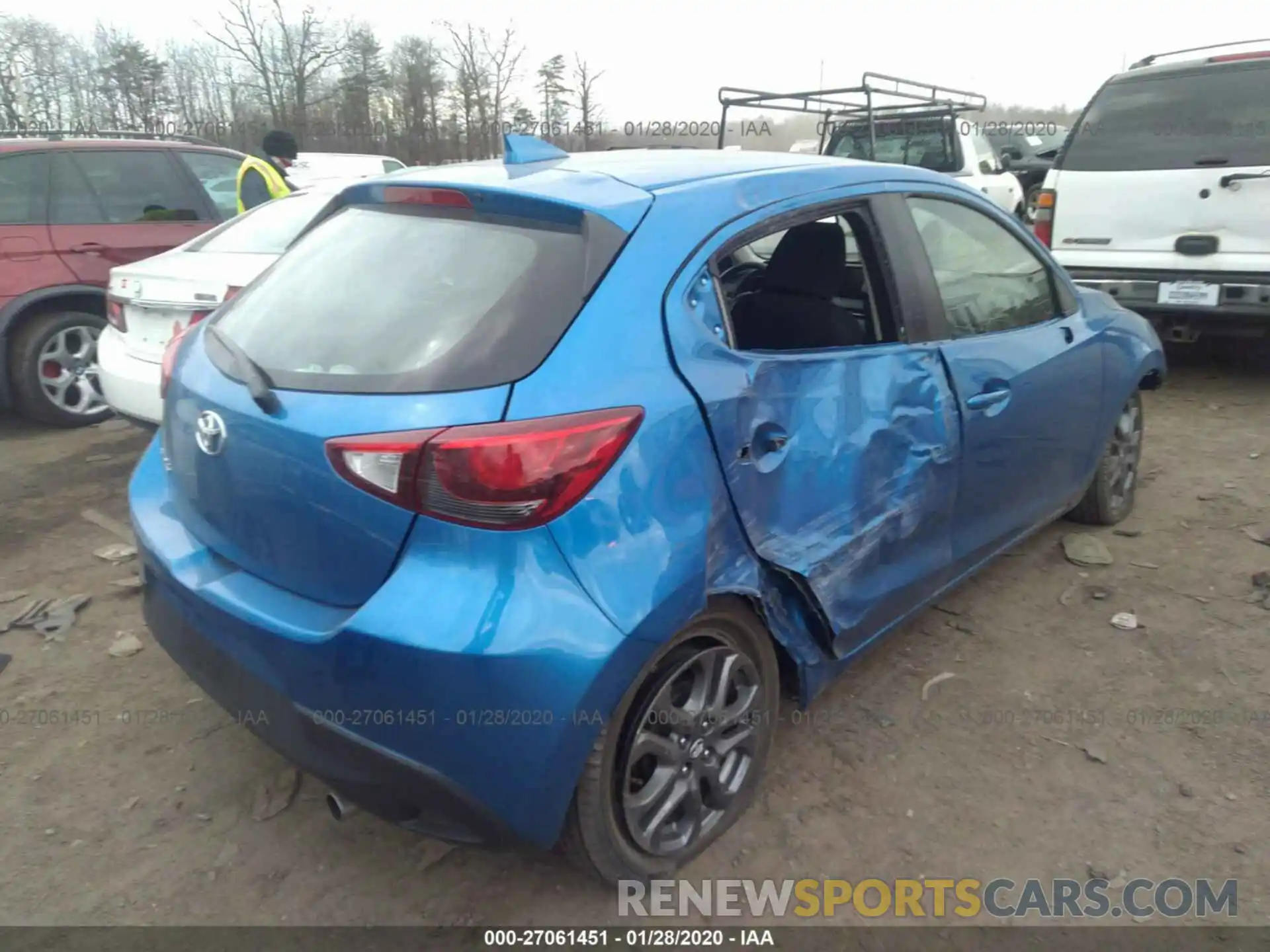 4 Photograph of a damaged car 3MYDLBJV1LY700622 TOYOTA YARIS 2020