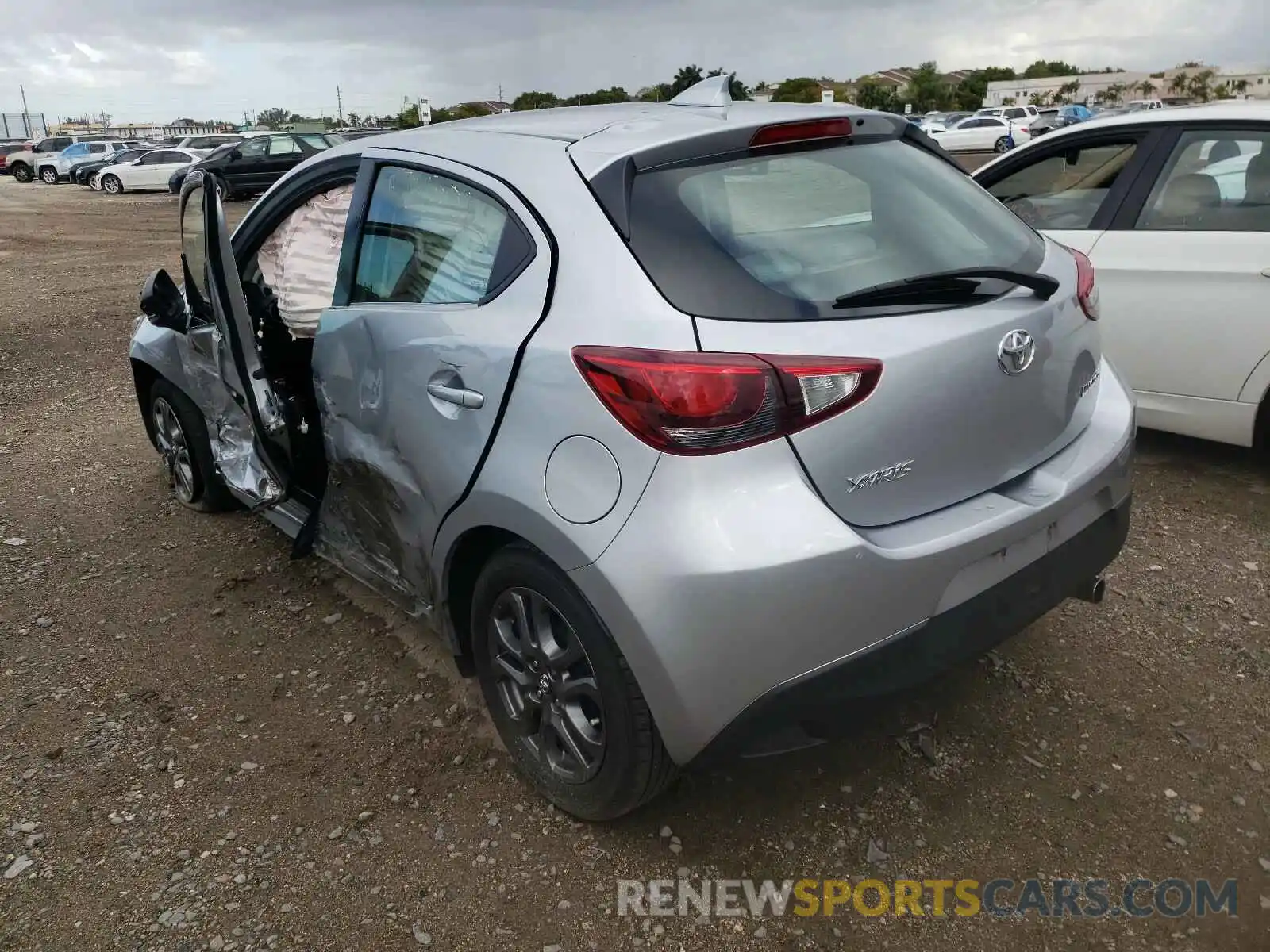 3 Photograph of a damaged car 3MYDLBJV1LY705321 TOYOTA YARIS 2020