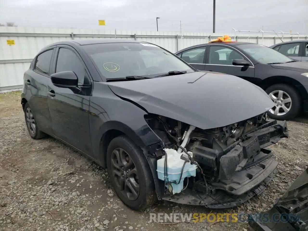 1 Photograph of a damaged car 3MYDLBJV2LY702119 TOYOTA YARIS 2020