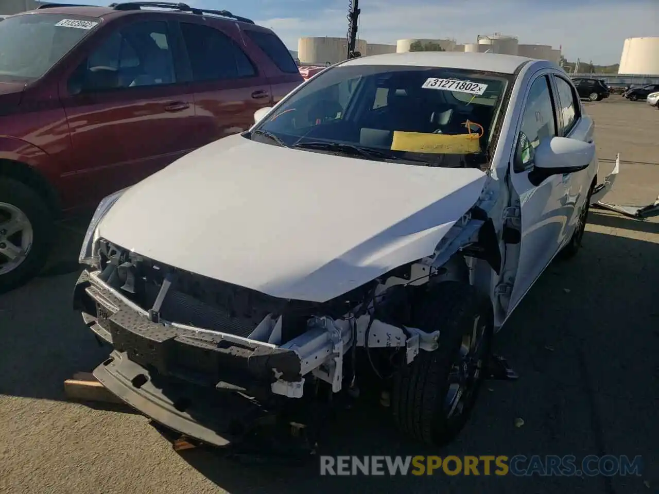 2 Photograph of a damaged car 3MYDLBJV2LY702489 TOYOTA YARIS 2020