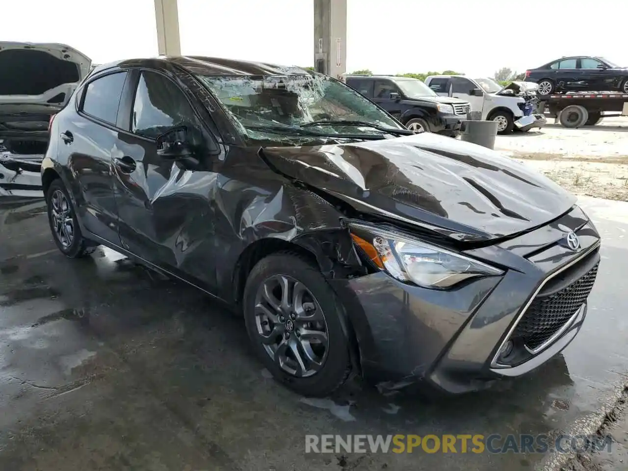 1 Photograph of a damaged car 3MYDLBJV2LY708874 TOYOTA YARIS 2020