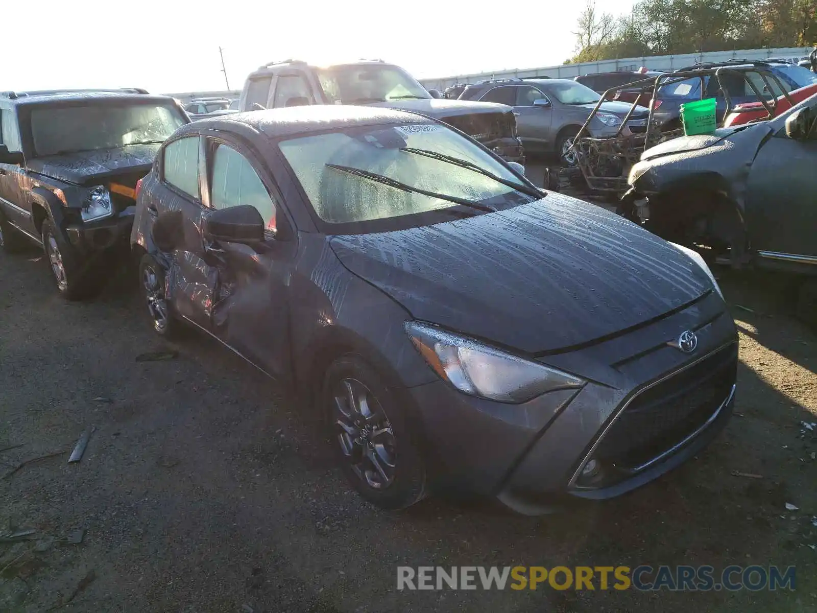 1 Photograph of a damaged car 3MYDLBJV3LY702789 TOYOTA YARIS 2020